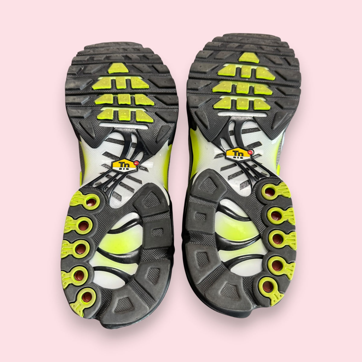 Air Max Plus Tn Neon - 44