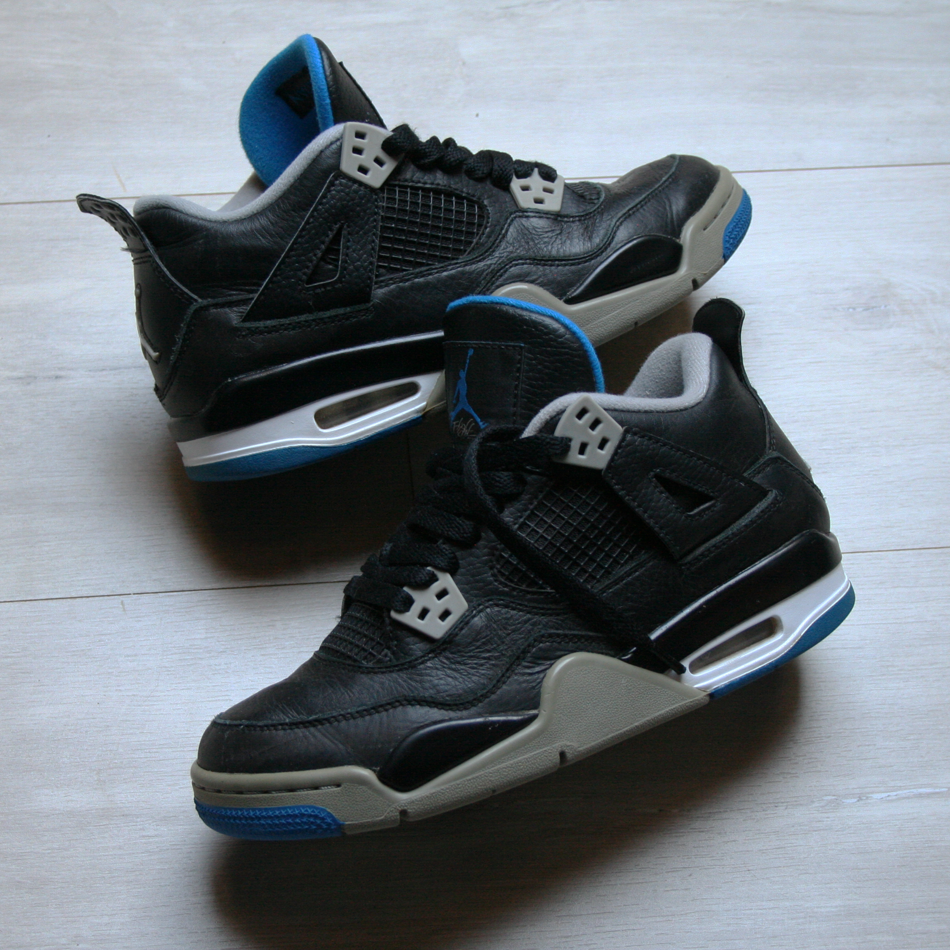 Jordan 4 shop retro alternate motorsport