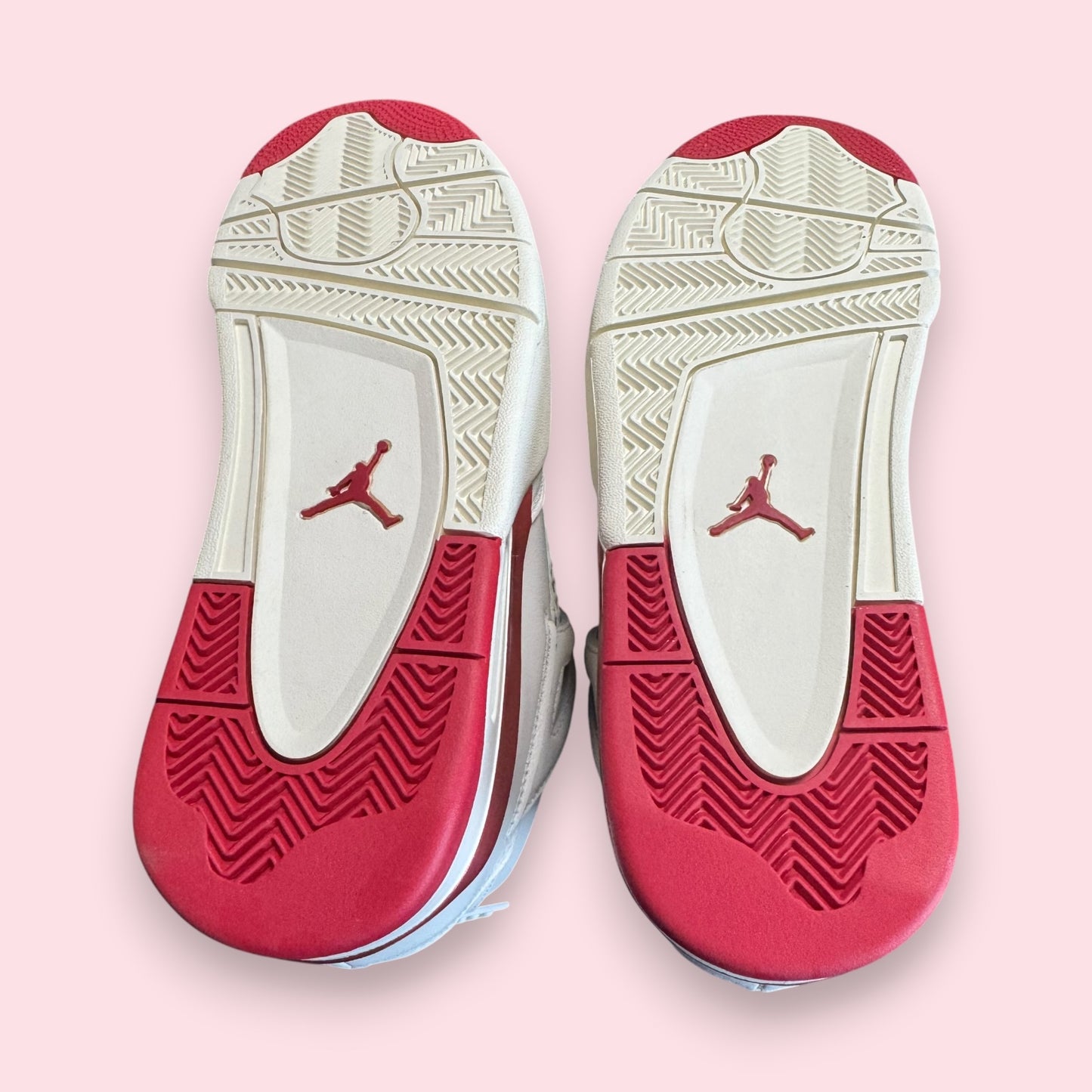 Jordan 4 Valentine Red - 44