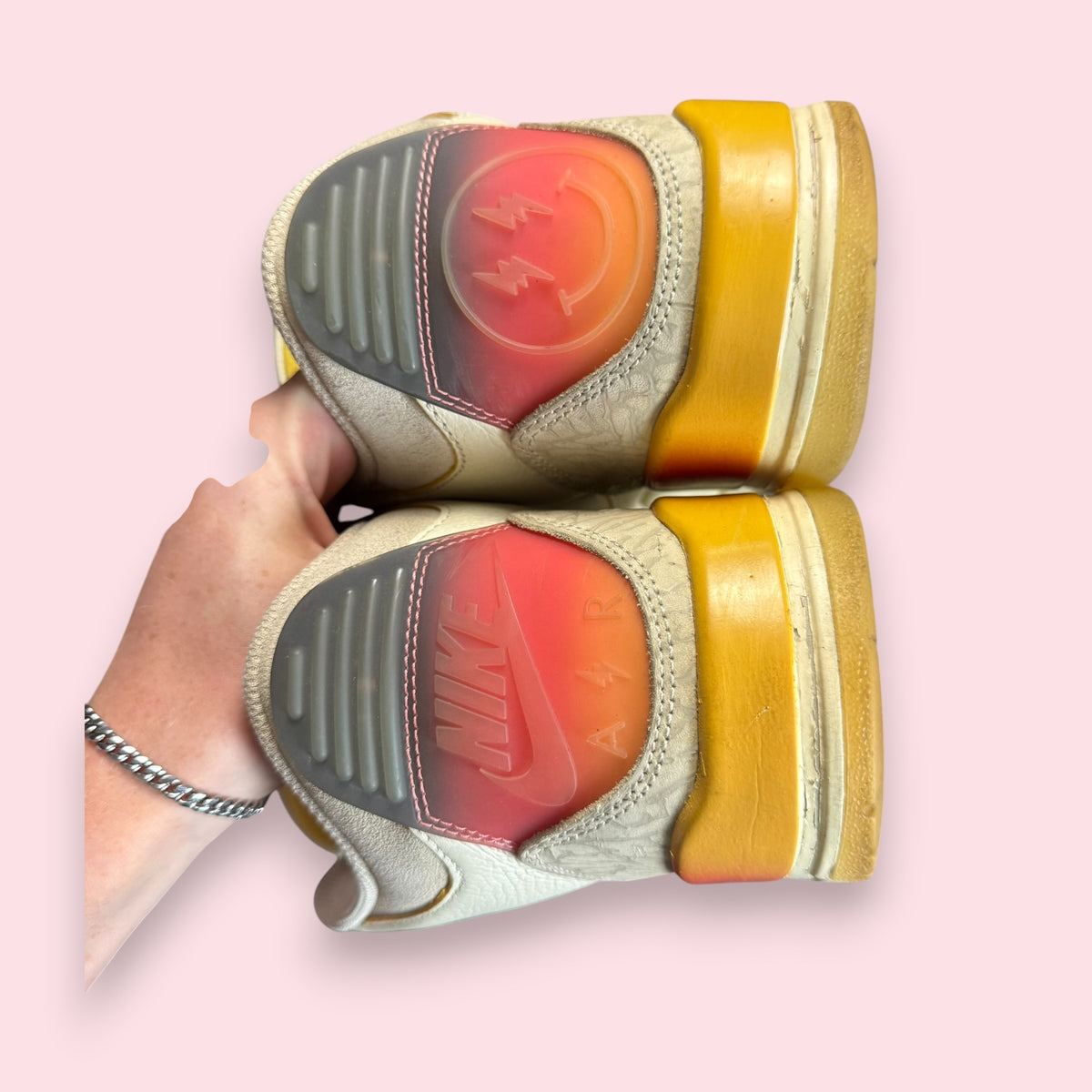 Jordan 3 J Balvin Sunset - 43