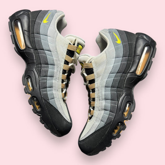 Air Max 95 Icons Yellow Strike - 43