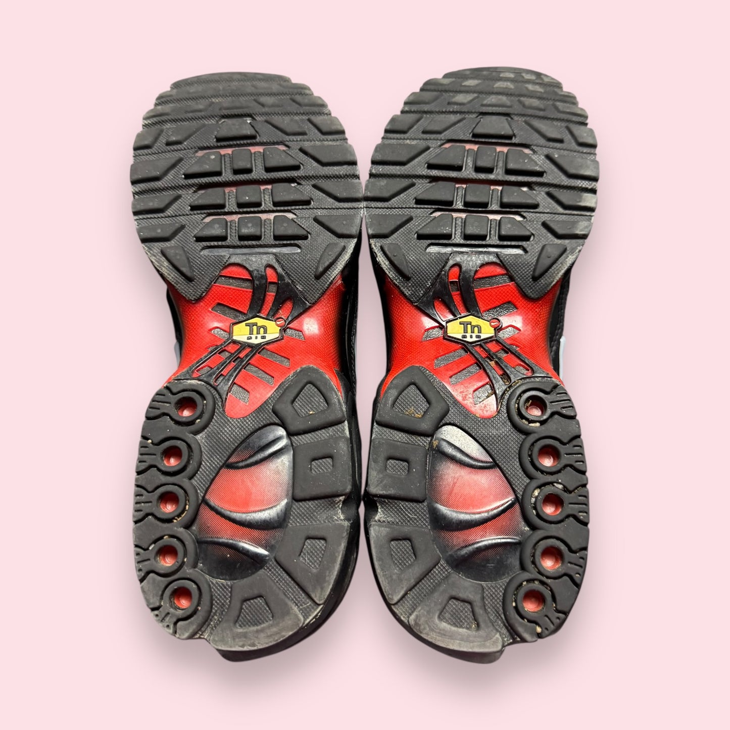 Air Max Plus Tn Deadpool - 44
