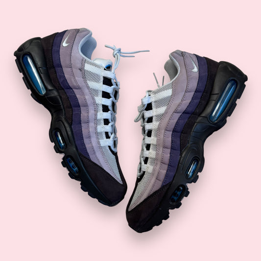 Air Max 95 Unearthed - 45