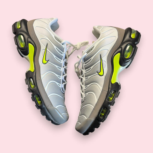 Air Max Plus Tn Neon - 45