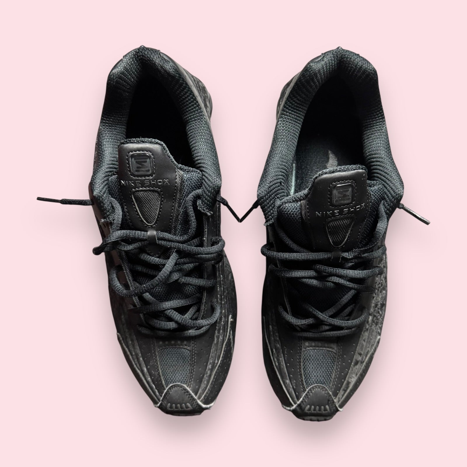 Shox R4 Black Floral - 44.5 – VaalSNKRS