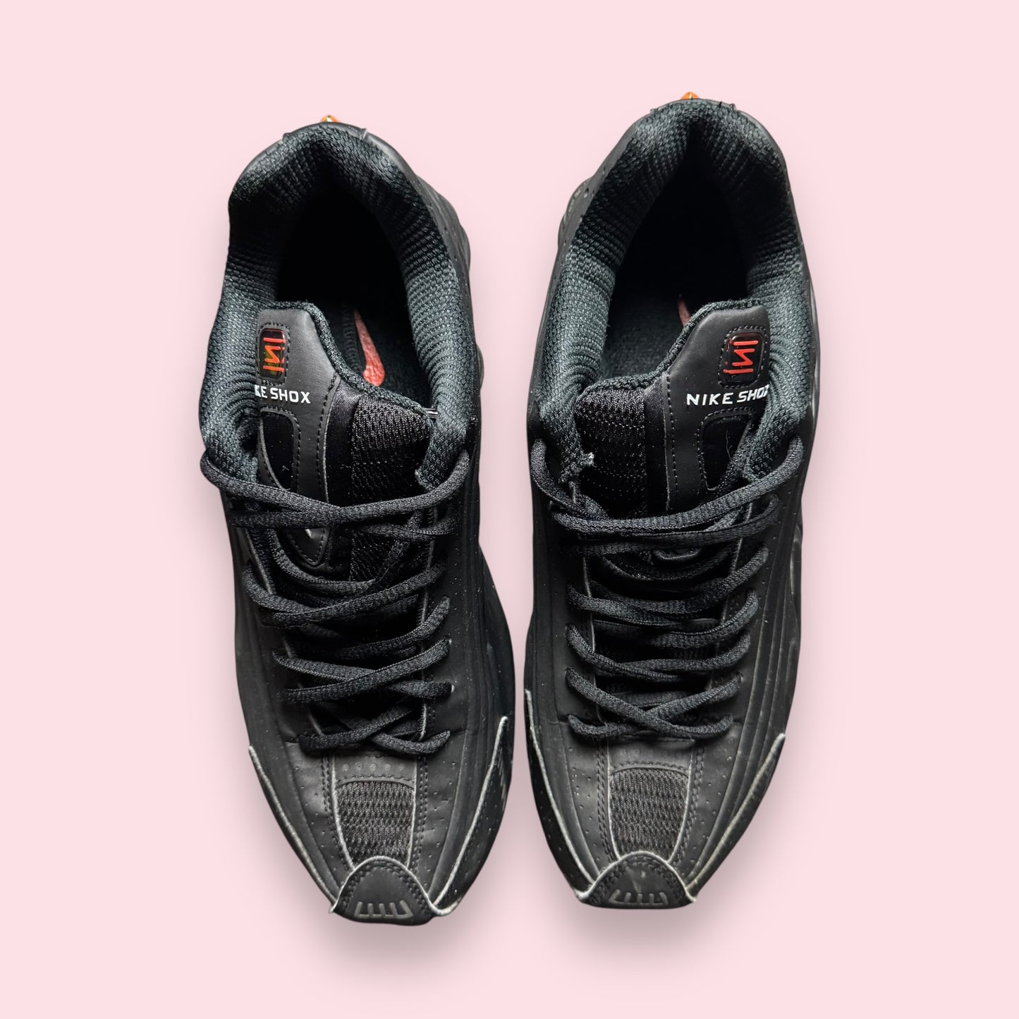 Shox R4 Black - 42.5