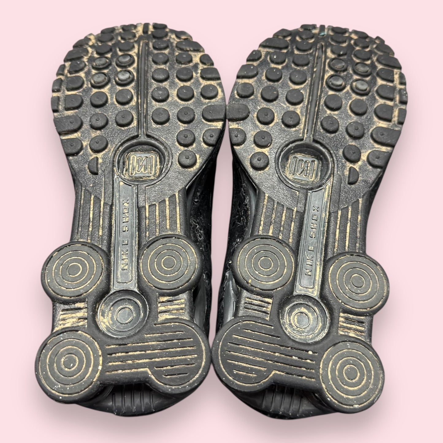 Shox R4 Black Floral - 37.5