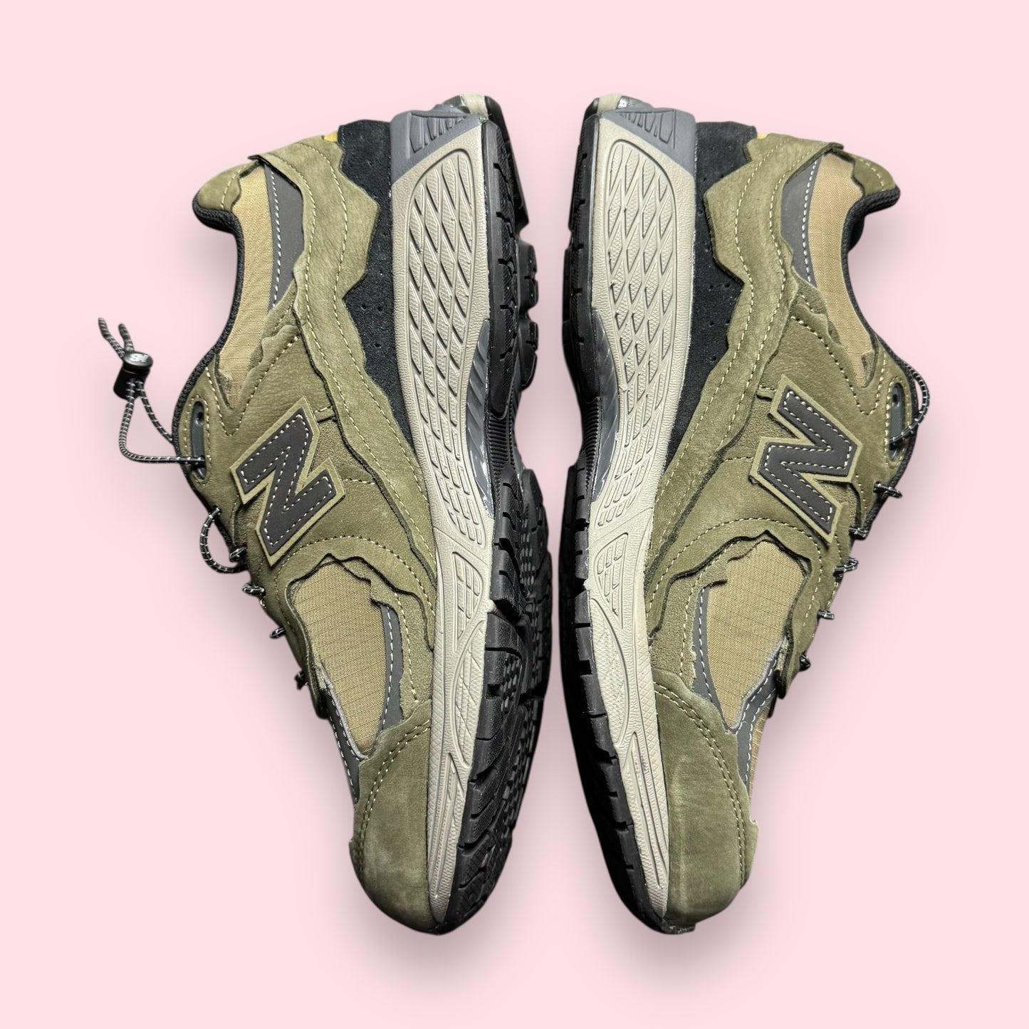 New Balance 2002r Protection Pack Military Green - 43