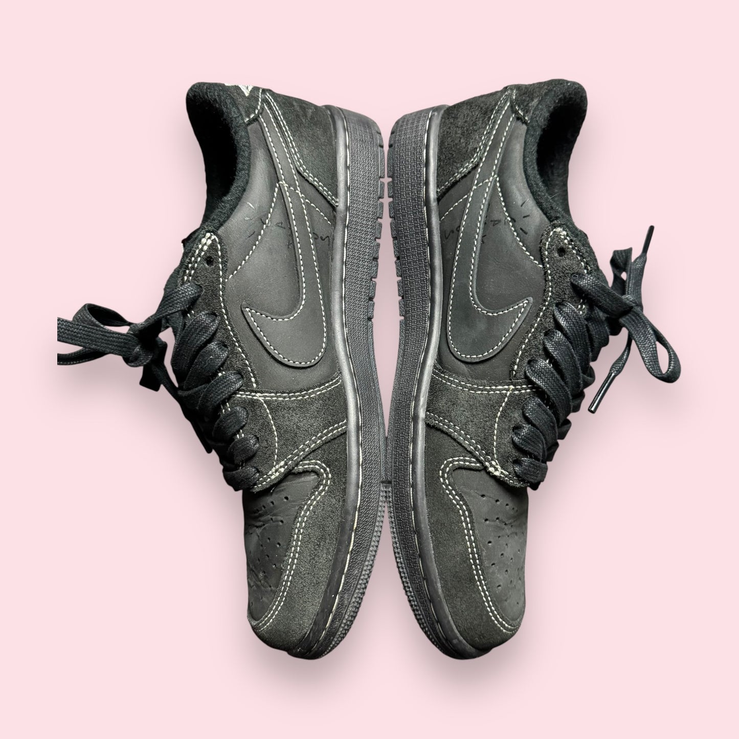 Jordan 1 Low Travis Black Phantom - 41
