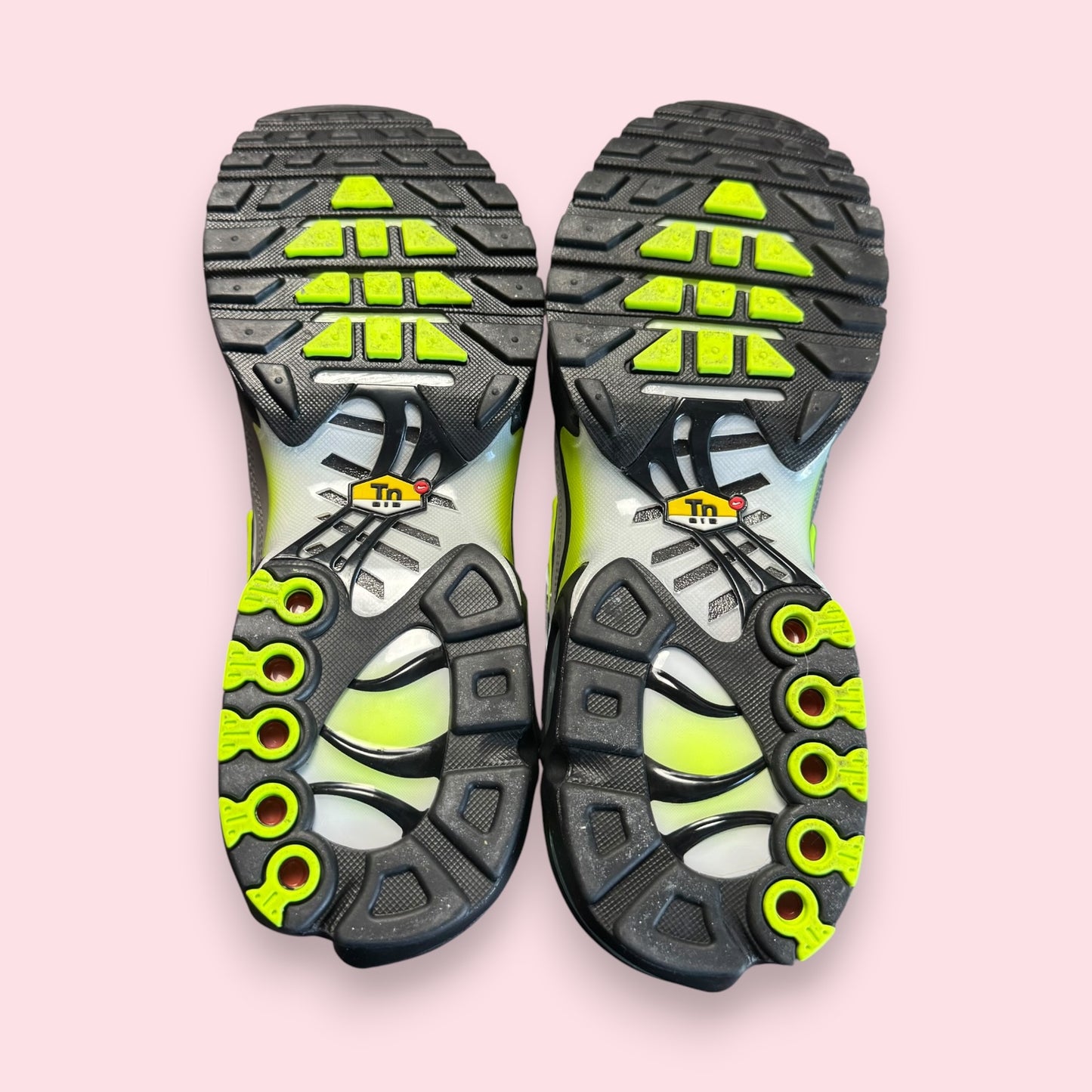 Air Max Plus Tn Neon - 45