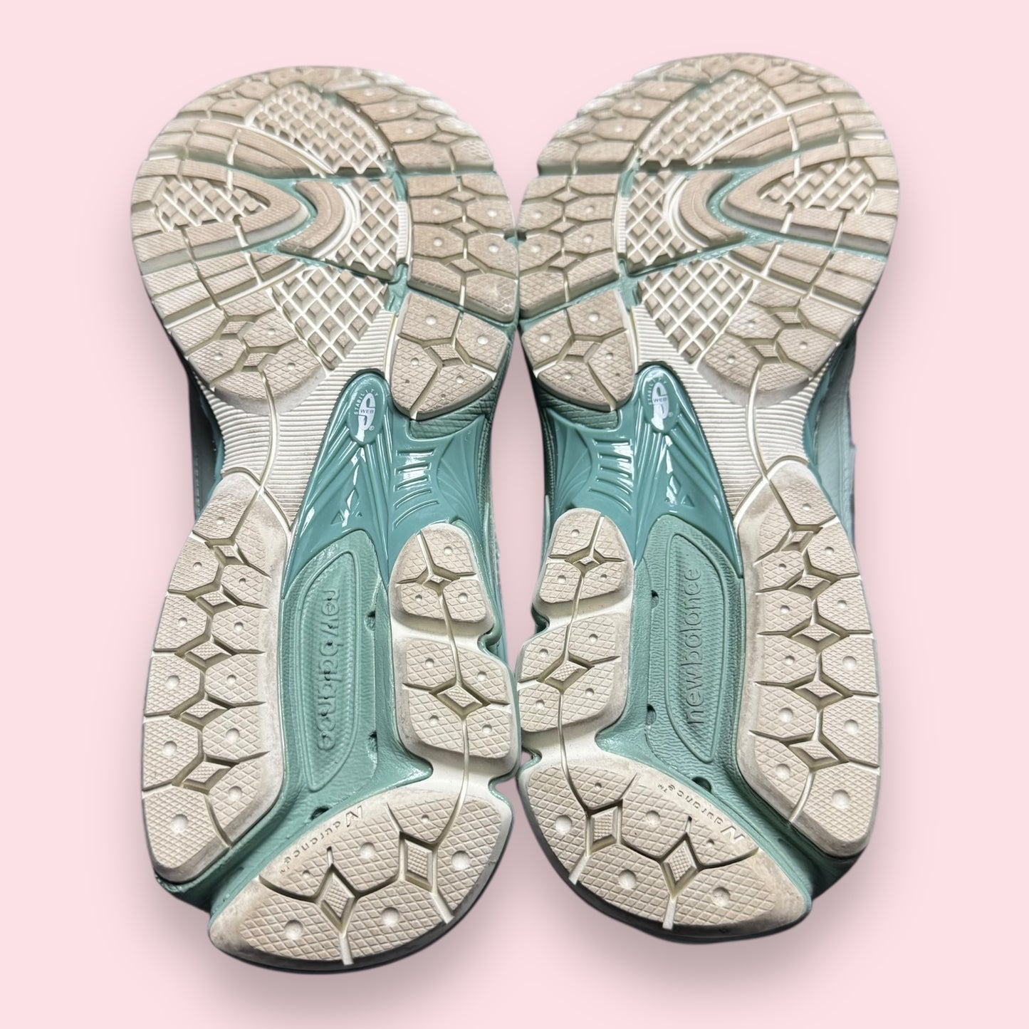 New Balance 1906R Jade Green - 43