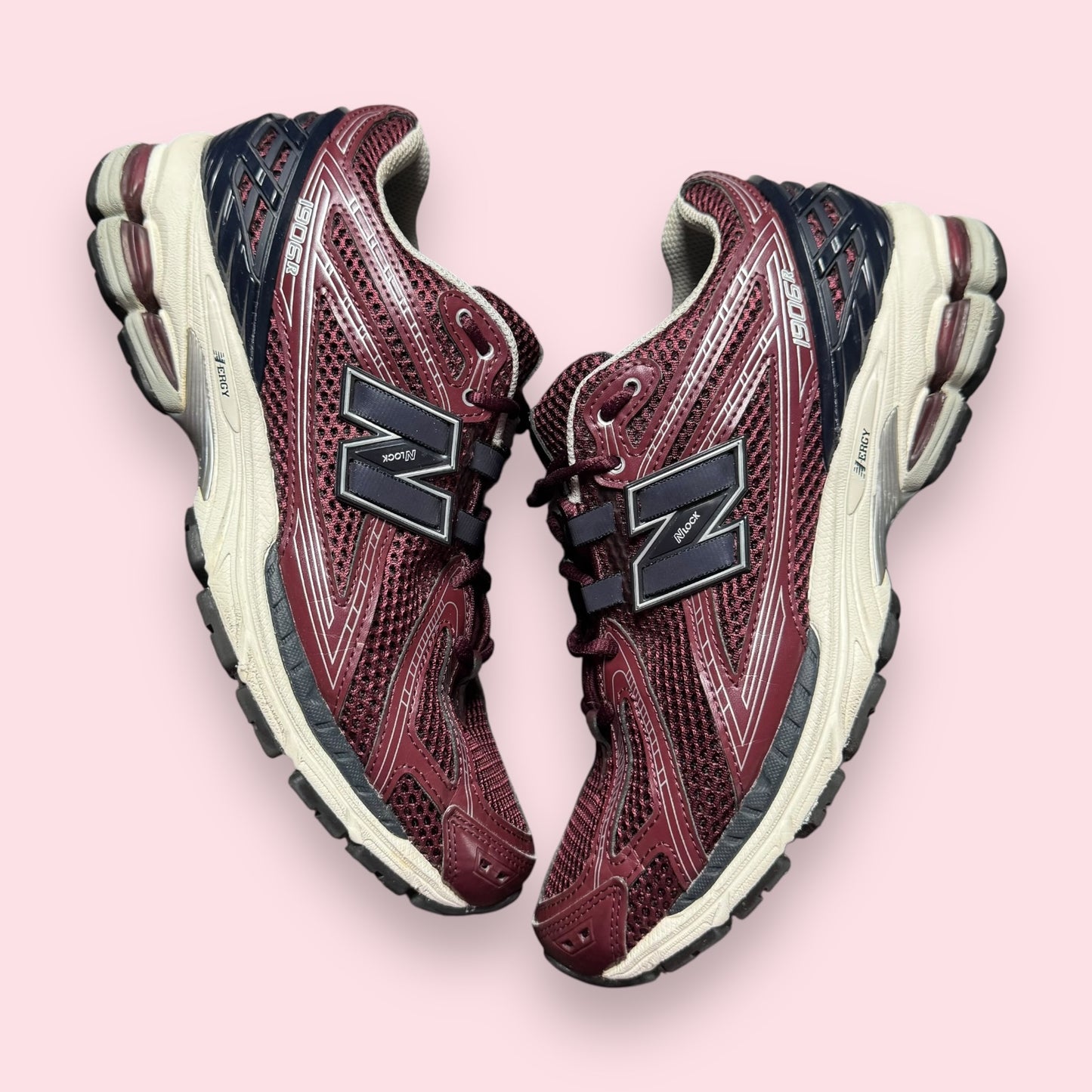 New Balance 1906R Burgundy - 40.5