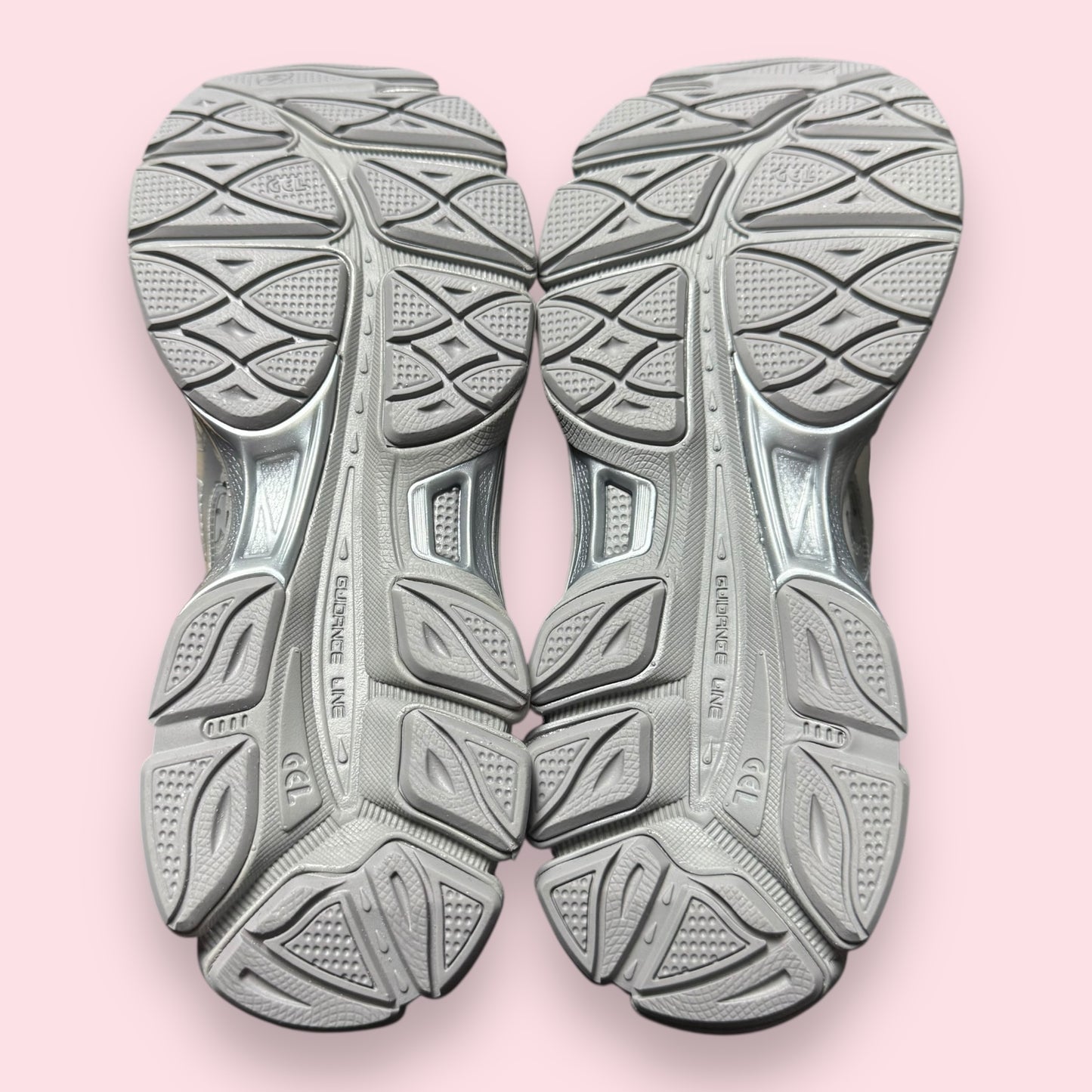 Asics Gel Cumulus 16 Cecilie Banhsen - 43.5