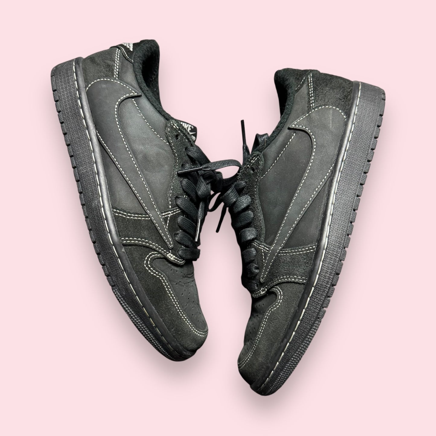 Jordan 1 Low Travis Black Phantom - 41