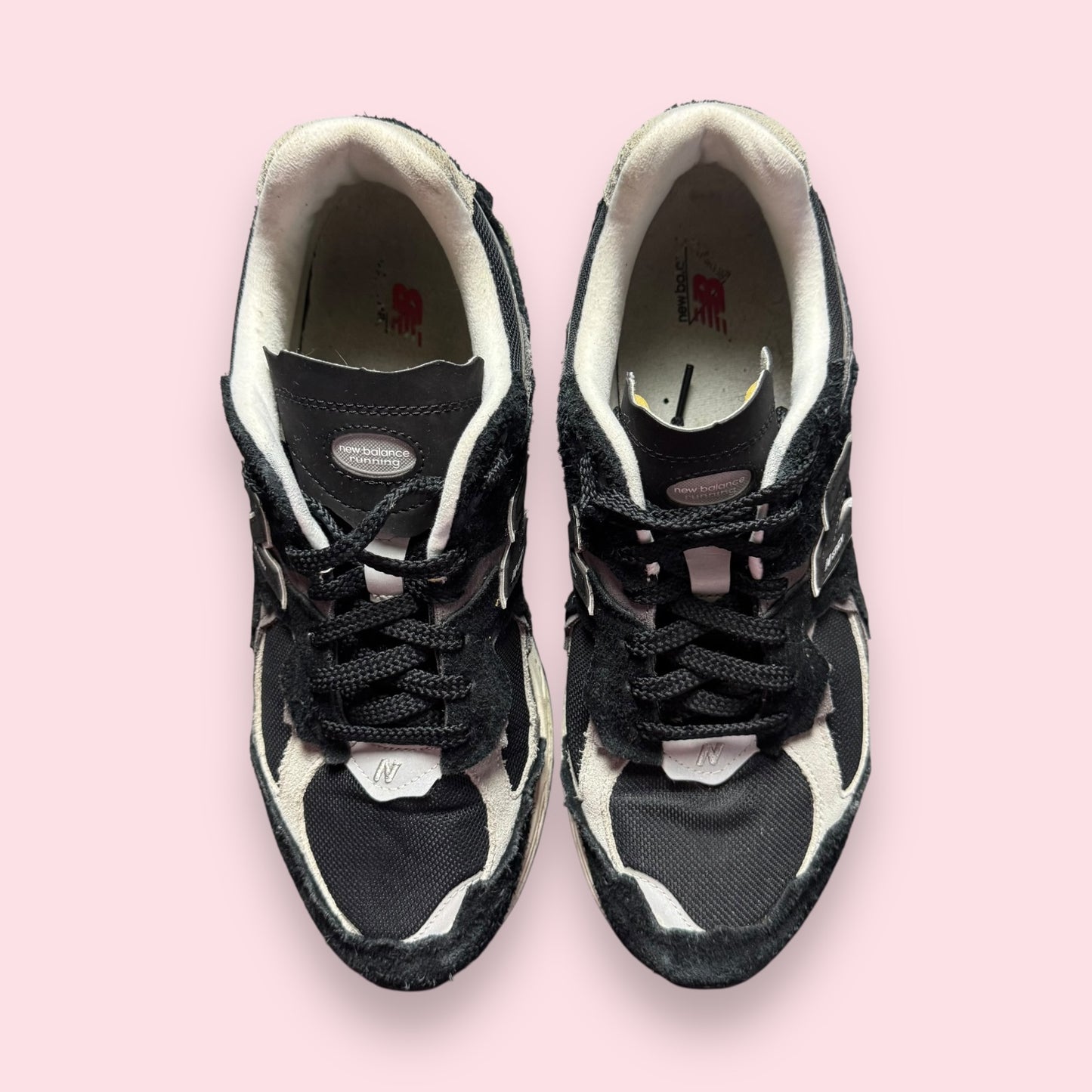 New Balance 2002R Protection Pack Black - 45.5