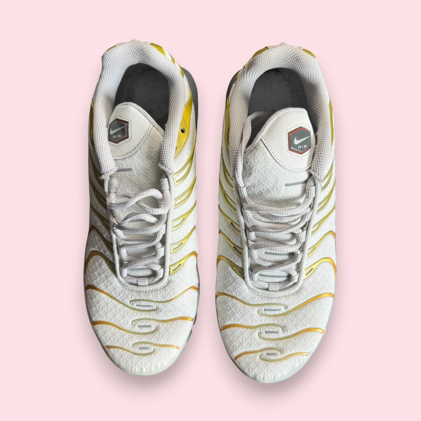 Air Max Plus Tn White Gold - 43