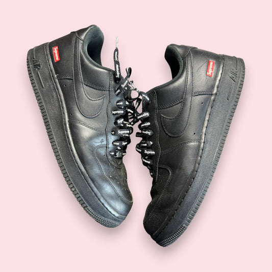 Air Force 1 Supreme Black - 44