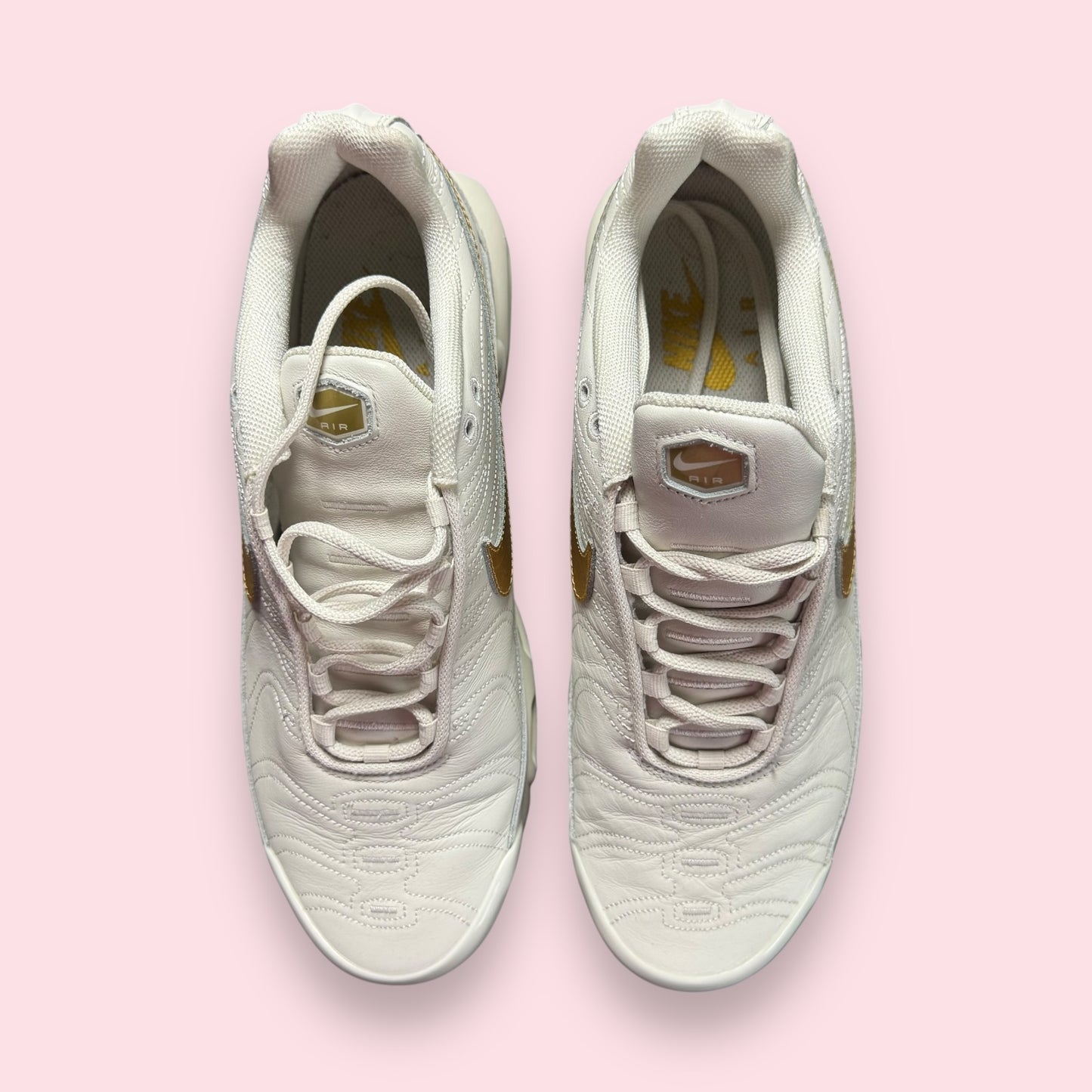 Air Max Plus Tn Tiempo White Gold - 43