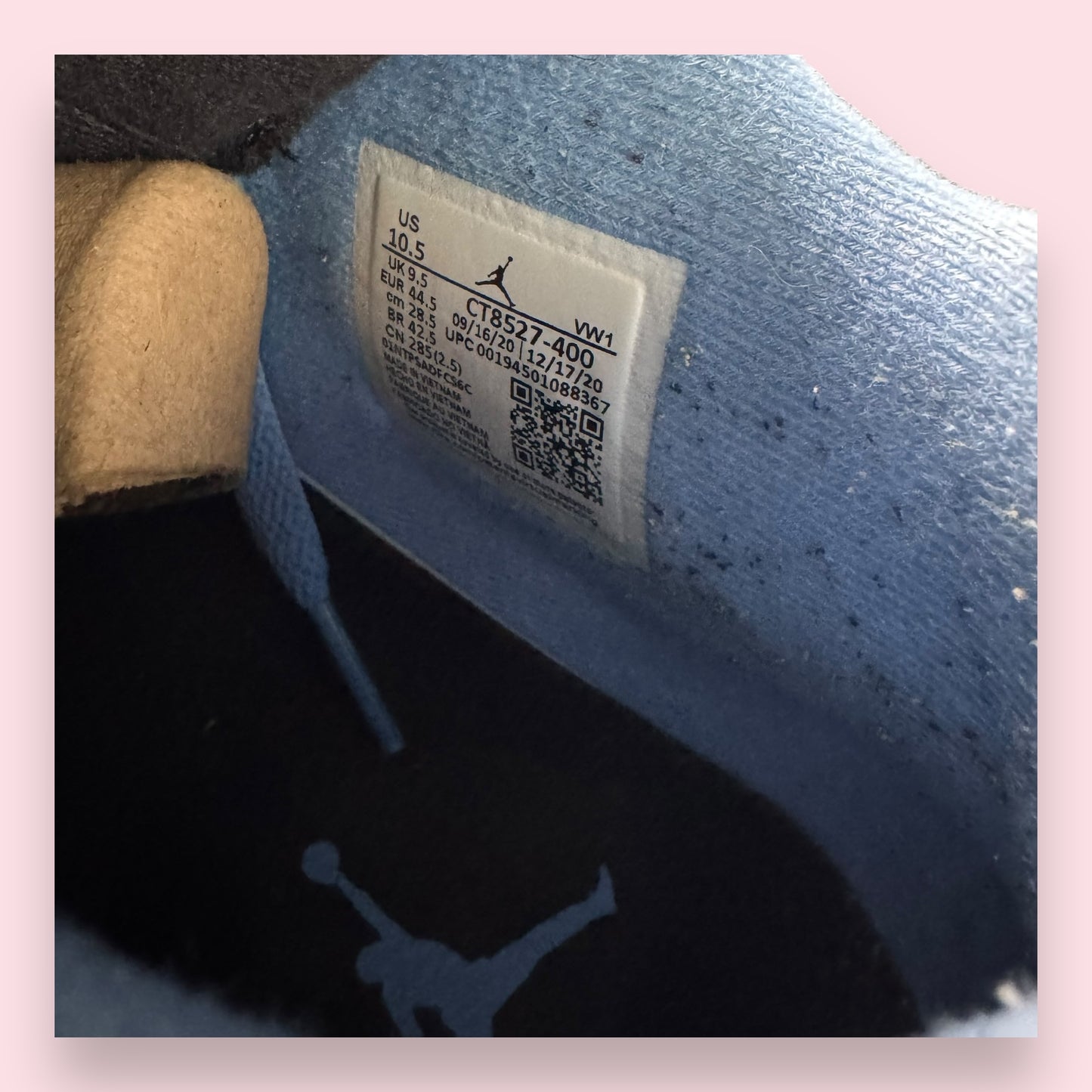 Jordan 4 University Blue - 44.5